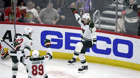 Johansson helps Wild rally for 4-2 victory over Blackhawks
